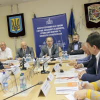 Реальна співпраця громад спростовує вигадки про неї