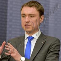 Єднатися перед загрозою тероризму, щоб не бути паралізованими від ненависті та страху, які він породжує