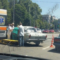 У Запоріжжі навпроти міськради ДТП заблокувало рух транспорту