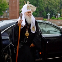 <<Якби у нас була єдина православна церква, можливо б, і війни не було>>...