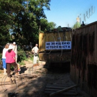Незаконну забудову зупиняють активісти...
