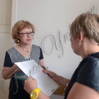 Народитися і померти в окупації