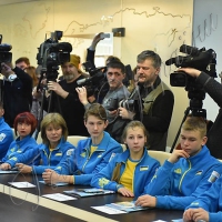 Спортсменам, тренерам Олімпійської збірної команди України та прихильникам Олімпійського руху в Україні