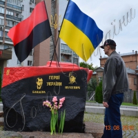 У центрі Черкас відкрито пам'ятний знак…