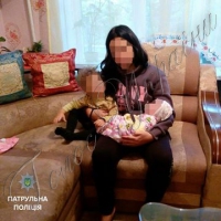 Поліція провела виховну бесіду з 17-річною матір'ю двох дітей