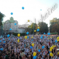 Усі області спільно виконали гімн