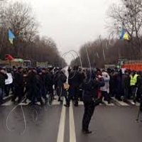 Перекриттям траси добиваються виділення землі