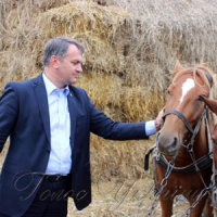 Оновили  сімейну міні-ферму