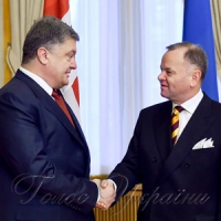 Порошенко закликав зупинити агресора 