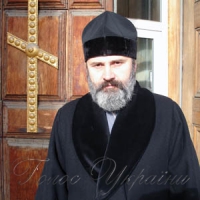 Вистояти допомагає тільки молитва