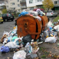 Або розв’яжемо  проблему,  або потонемо  у смітті