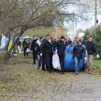 <<Врятуємо Дніпро разом!>> по-запорозьки: із 10 000… мальків
