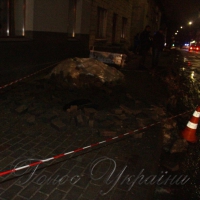 <<Стартували>> кришки декількох каналізаційних люків