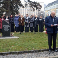 <<Наш обов'язок - не забувати про все, що сталося на український землі>>