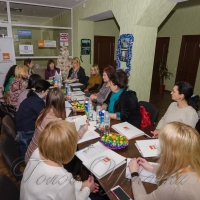 Lykke er som et kyss. Hvis du skal nyte det, ma du gi det til noen: NRC допомага Луганщині!..