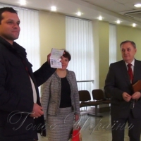 Dobry poczatek - polowa roboty: півмільйонну візу!..