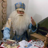 Санта, Миколай чи Дід Мороз?
