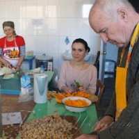 Домашні гостинці — бійцям АТО