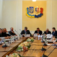 Хмельниччина: вакансії є, але заробітки невеликі…