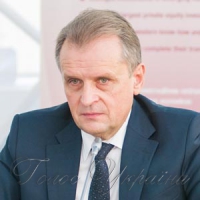 З охочих хоча б місяць поочолювати «Укрспирт» чи інші держпідприємства АПК можна вишикувати чергу
