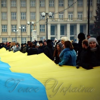 Відкривали меморіальні дошки і пам’ятні знаки та вшановували нинішніх захисників країни