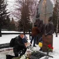 Слава тим, хто віддав життя за нас...