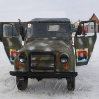 В Ізяславському лісгоспі відремонтували… <<УАЗ>>! Для медиків АТО