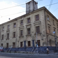 Продають… слідчий ізолятор