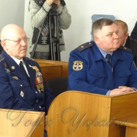 Автомобілі мужнім дарує міська влада