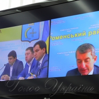 Селяни заблокували дорогу молоковозам...