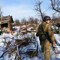Там, на позиціях,  наші бійці можуть щомиті стати до бою