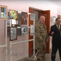 Показали педагогам виставку та фільм… артилеристи