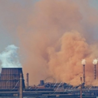 У повітрі стійкі шкідливі домішки