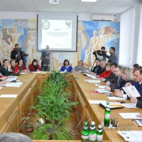 Прикарпаття заступилося за маленькі школи…
