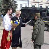 Захисникам вручили квіти та нагороди