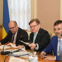 Питання нацменшин та громадянства потребують зваженого підходу