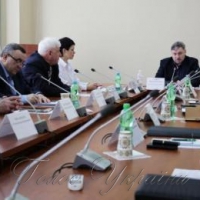 <<Інвестувати в душі луганчан, яким завтра будувати єдину країну>>