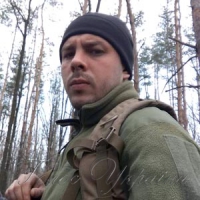 Він так любив весняне поле...