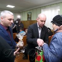 Соціально незахищені тернополяни отримали Великодні кошики