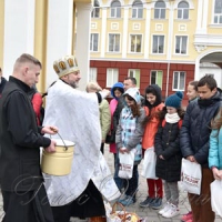 Із Волновахи до волинських святинь