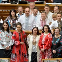 Це вже не просто одяг, а символ свободи і солідарності