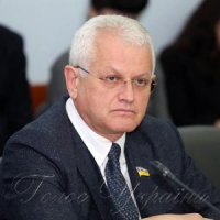 Про наслідки неправильно застебнутого гудзика, або Деякі роздуми щодо стандартів та змісту початкової освіти
