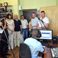 У Петровому слухають власне радіо