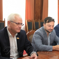 Народні депутати побачать гірські школи. Дехто вперше