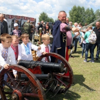 На <<Козацьких могилах>> проповідували мир і виховували патріотів
