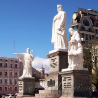 Українська церква і московські міфи
