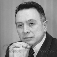 П’ять запитань від <<Голосу України>> професору про Основний Закон