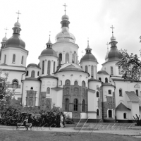 Українська церква і московські міфи