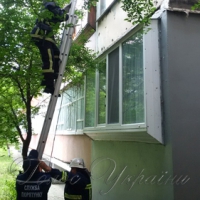 У місті Вараш на Рівненщині рятувальники надали допомогу хворій жінці