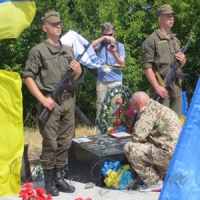 <<Місце, де загинув син, для мене святе...>>